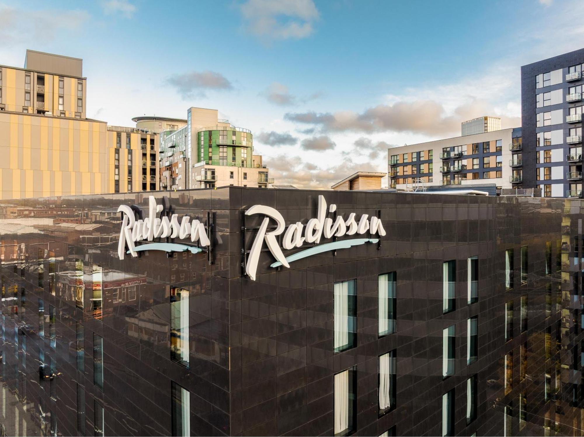 Radisson Hotel Manchester City Centre, A Verified Net Zero Hotel — Photos 1